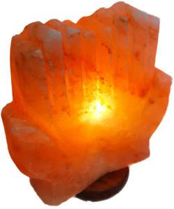 Salzlampe Hände